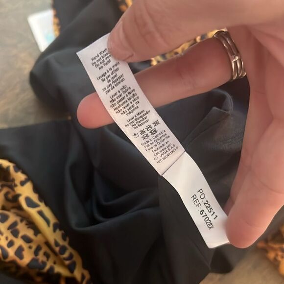 NWT Mapale Curvy Size One Piece Swimsuit Color Animal Print 3x-4X - Picture 11 of 13